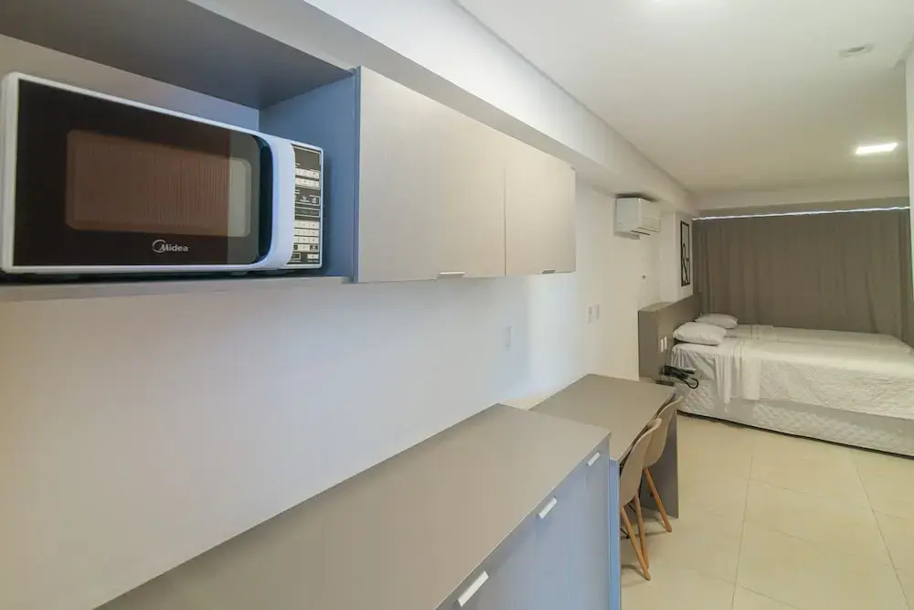 GoldFlat
