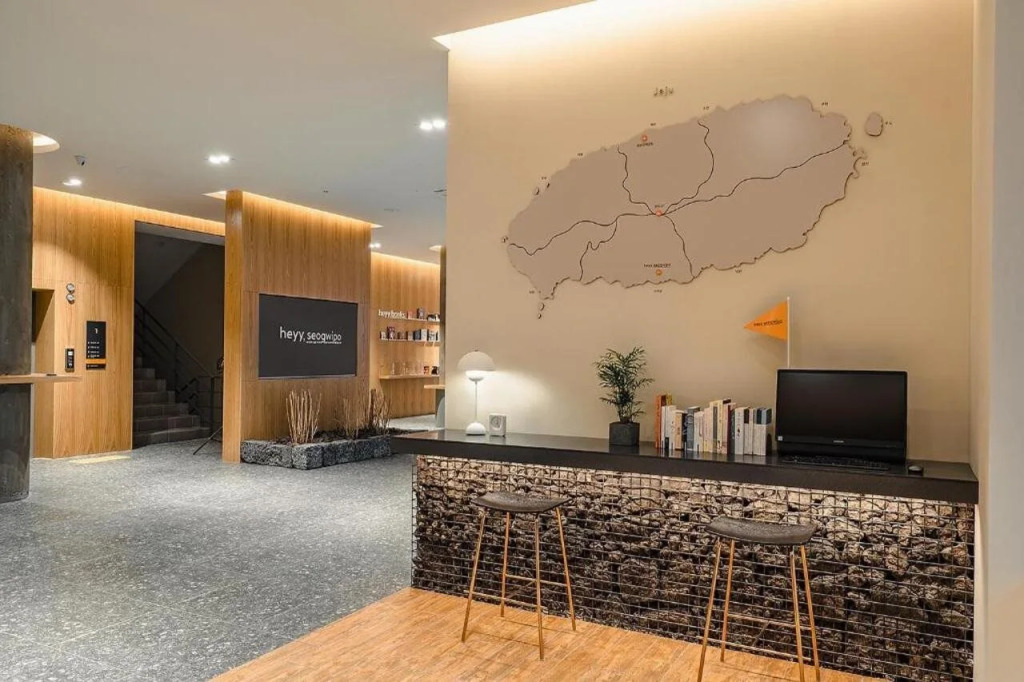 Heyy Seogwipo Hotel