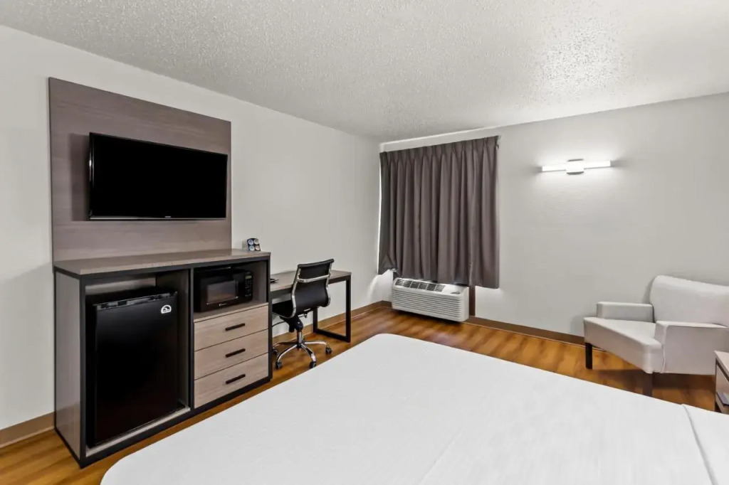 Best Western Camelot Inn