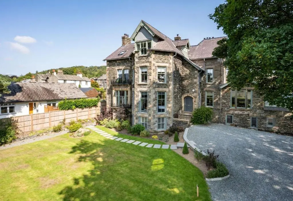 Loughrigg at Lipwood - Stunning 2 Bedroom - 1 Bathroom - Gentleman's Residence - Central Windermere