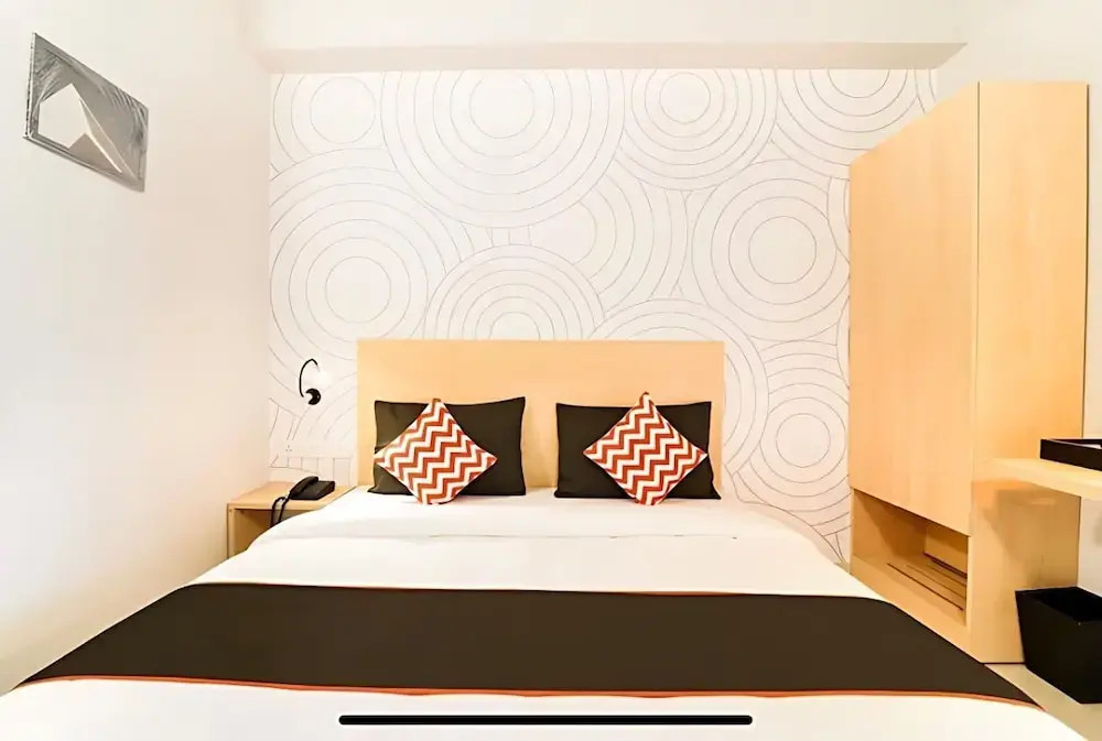 Itsy Hotels Aiswaryam Residency