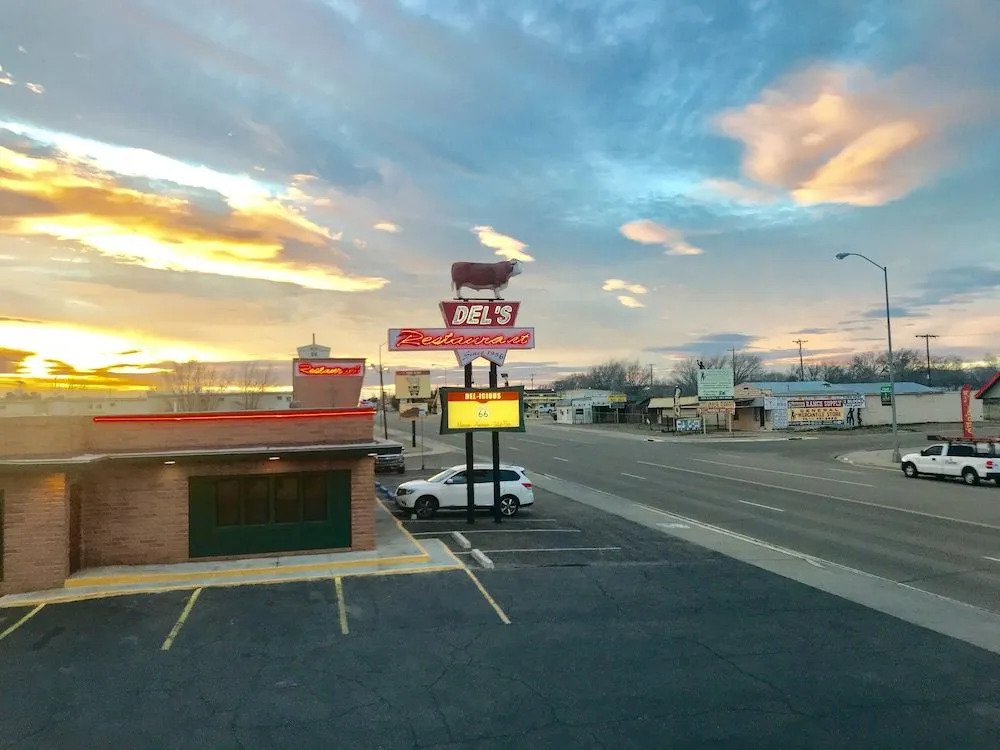 Almara Inn