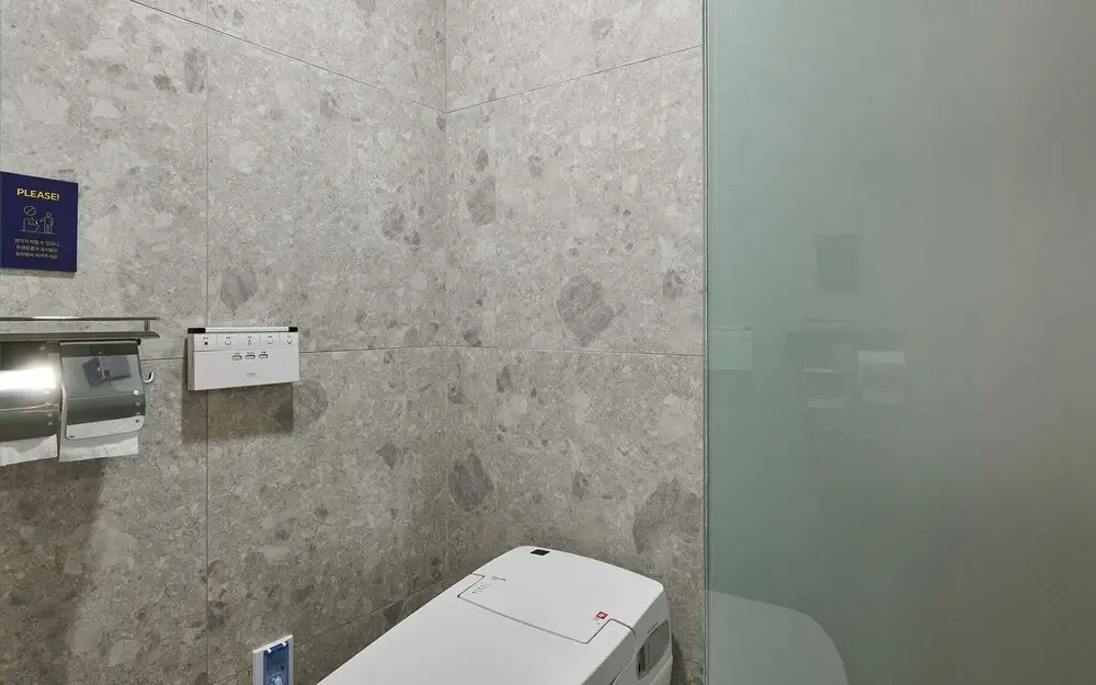 Seosan Lake Park Just Sleep Hotel