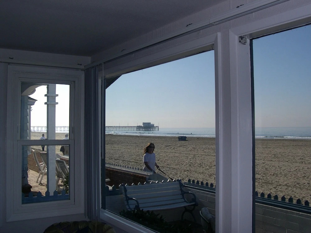 2710 W Ocean Front Lar 2 Bedroom Home