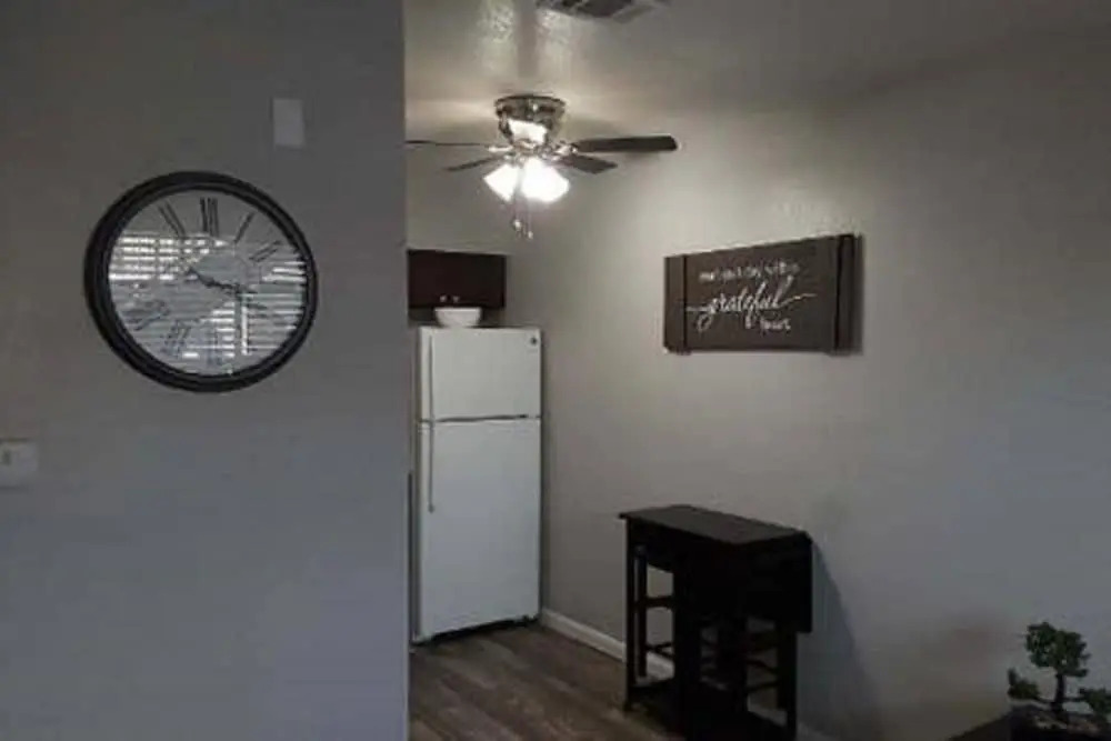 1 Bed Apartment next to SW Integris near Downtown