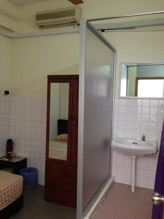 Kabin Guest House