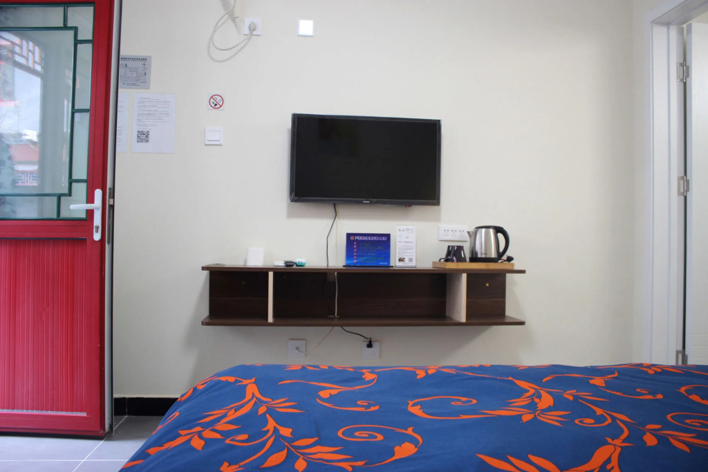 Heyuan International Youth Hostel