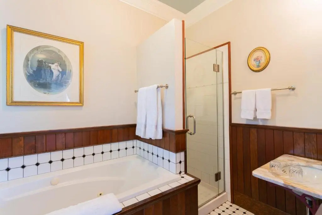 Beaconsfield Bed and Breakfast - Victoria