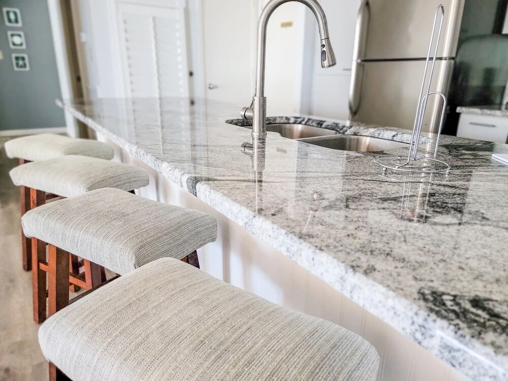 107 South Hampton 2 Bedroom Condo