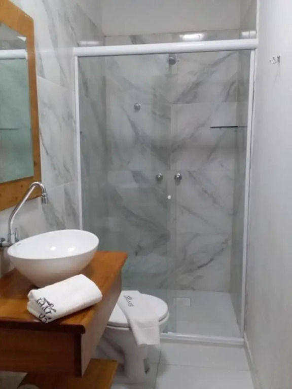 Reviver Hostel
