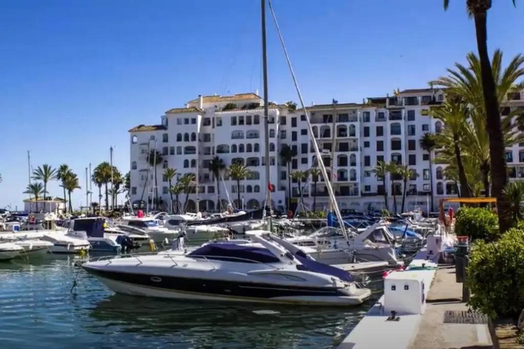 Bel appartement raffiné à 600 m de la plage