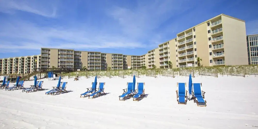 Gulf Shore Condo #202 - 2 Br condo by RedAwning