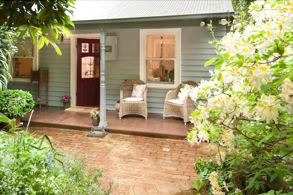 Candlelight Cottage