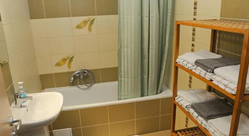 Tisza Palota Apartmanok