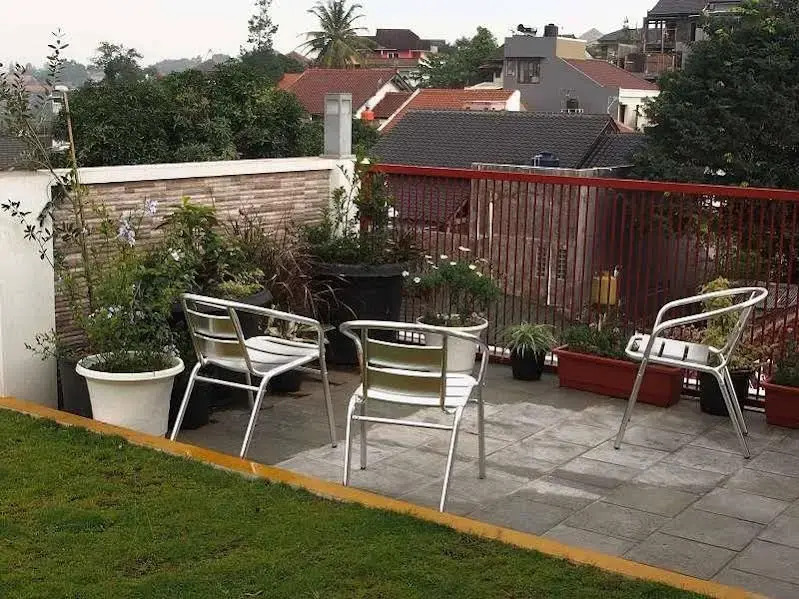 Sail Guest House