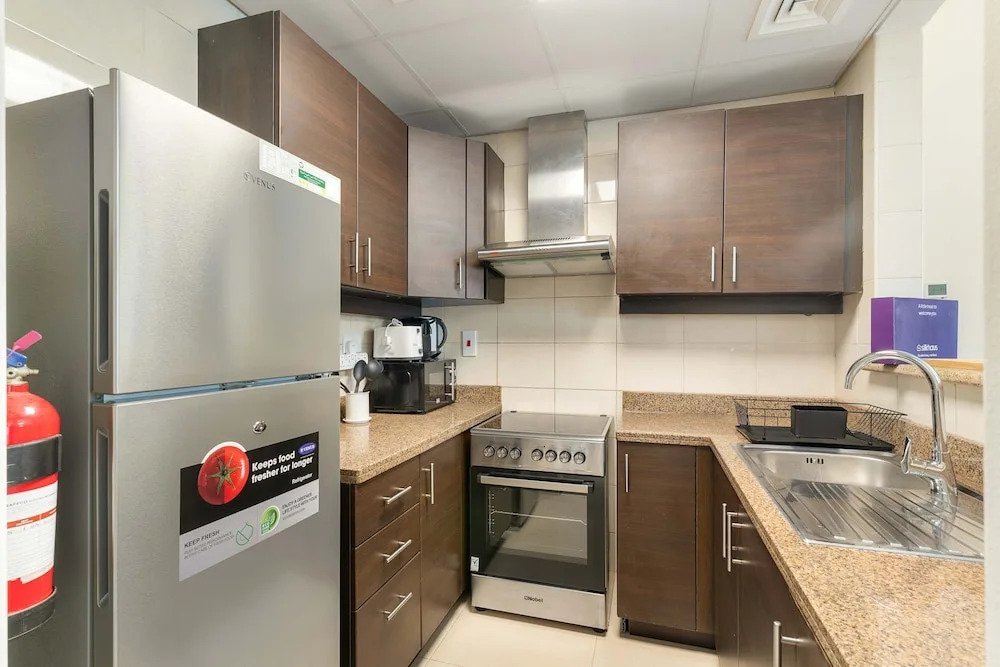 Silkhaus New 1bdr Stay at Dubai Production City in Centrium Tower