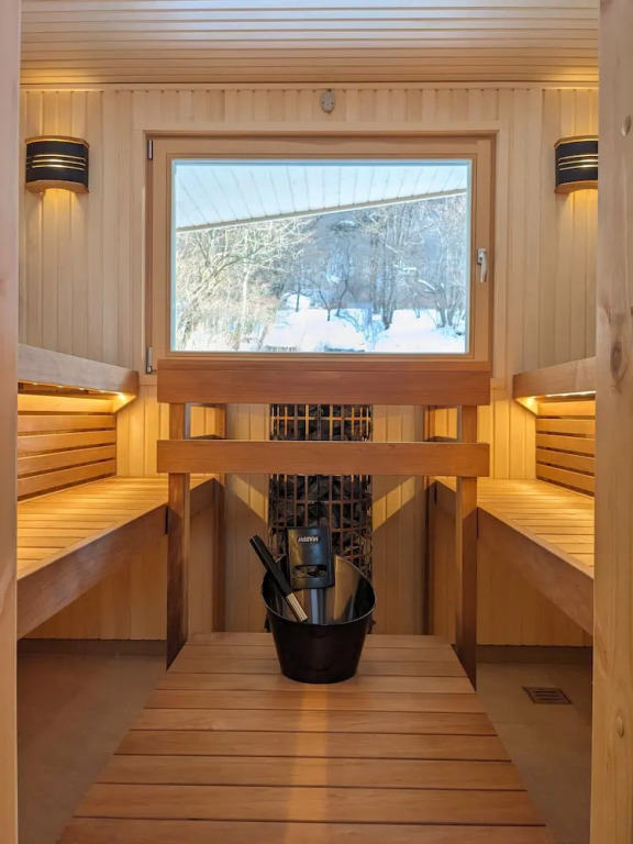 Log cabin rentals & Finland sauna Step House