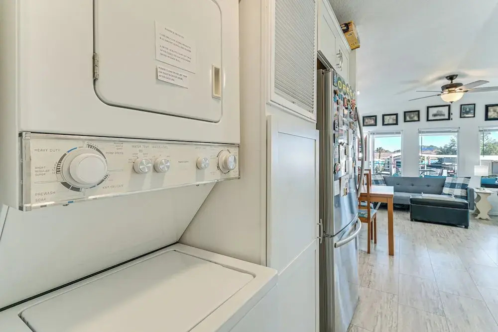 Steps to Beach: Lake Havasu City Home w/ Grill!