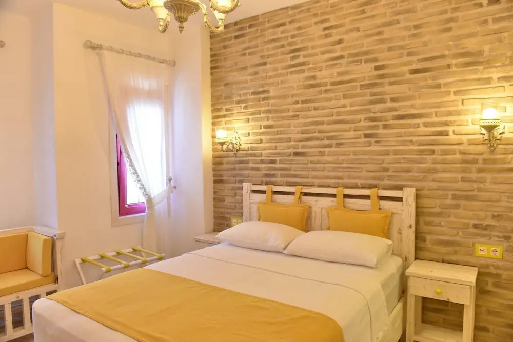 Heros Hotels Bozcaada