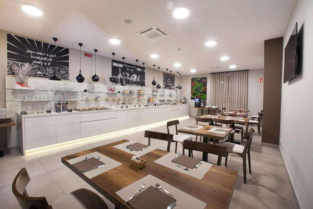 BHotel