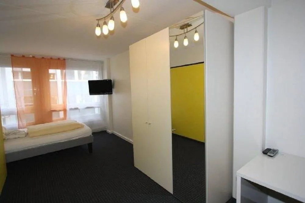 Primestay Self Check-in Hotel Altstetten