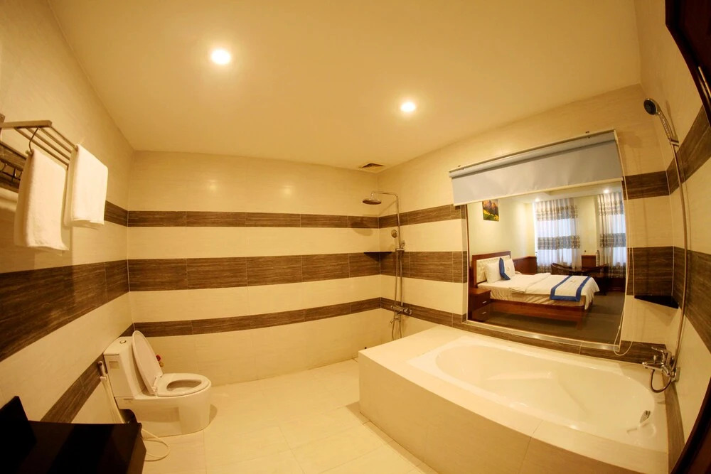 Tran Long Hotel