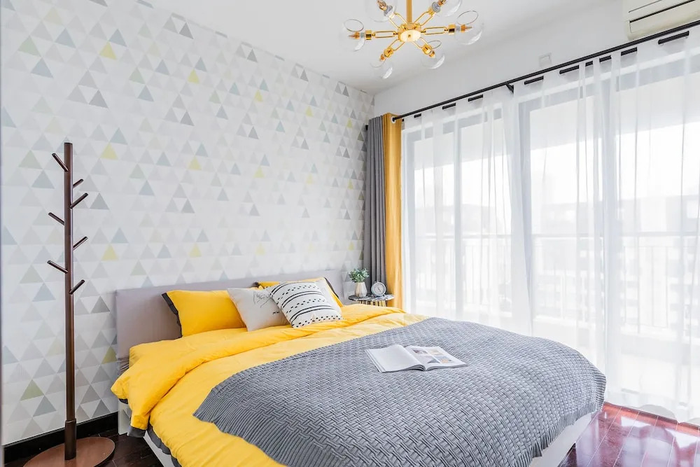 Locals Boutique Apartment Huafa Plaza 20