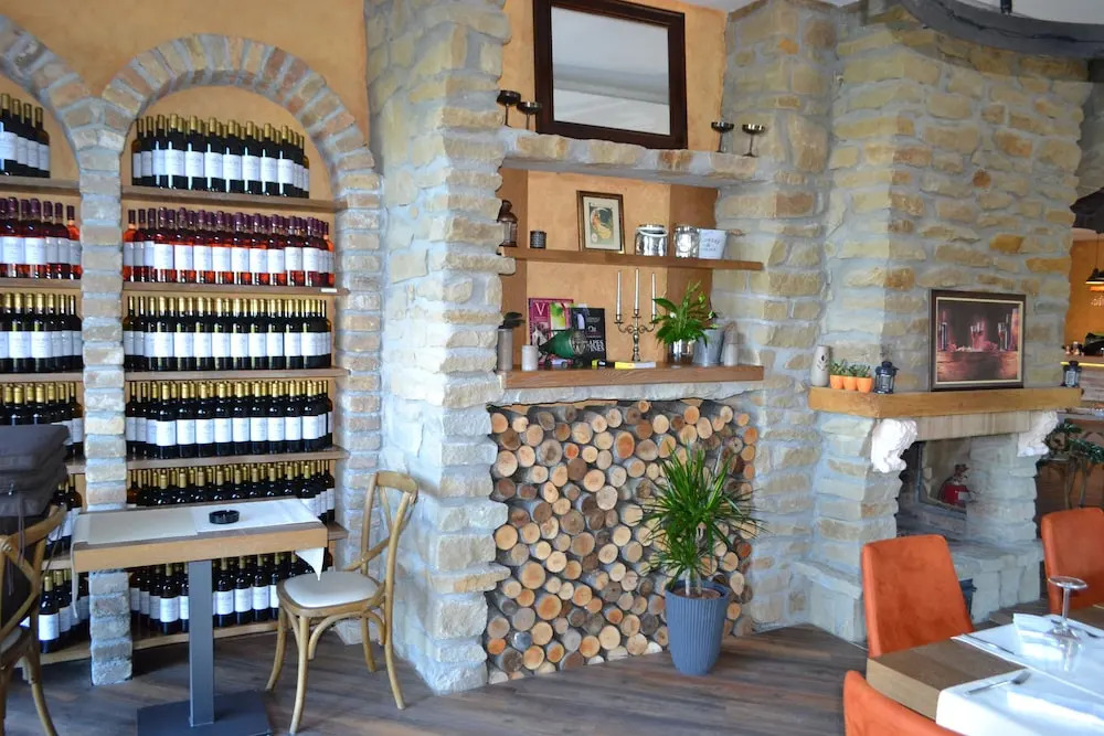 Garni Hotel Chicha - Winery ŠKRBIĆ