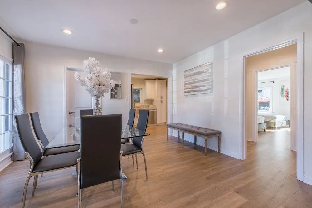 Luxurious Studio City Home