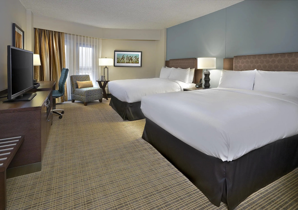 DoubleTree by Hilton Hotel & Conference Centre Regina