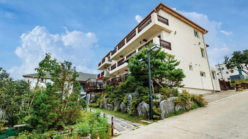 Kyeongju Victoria Ilki Pension