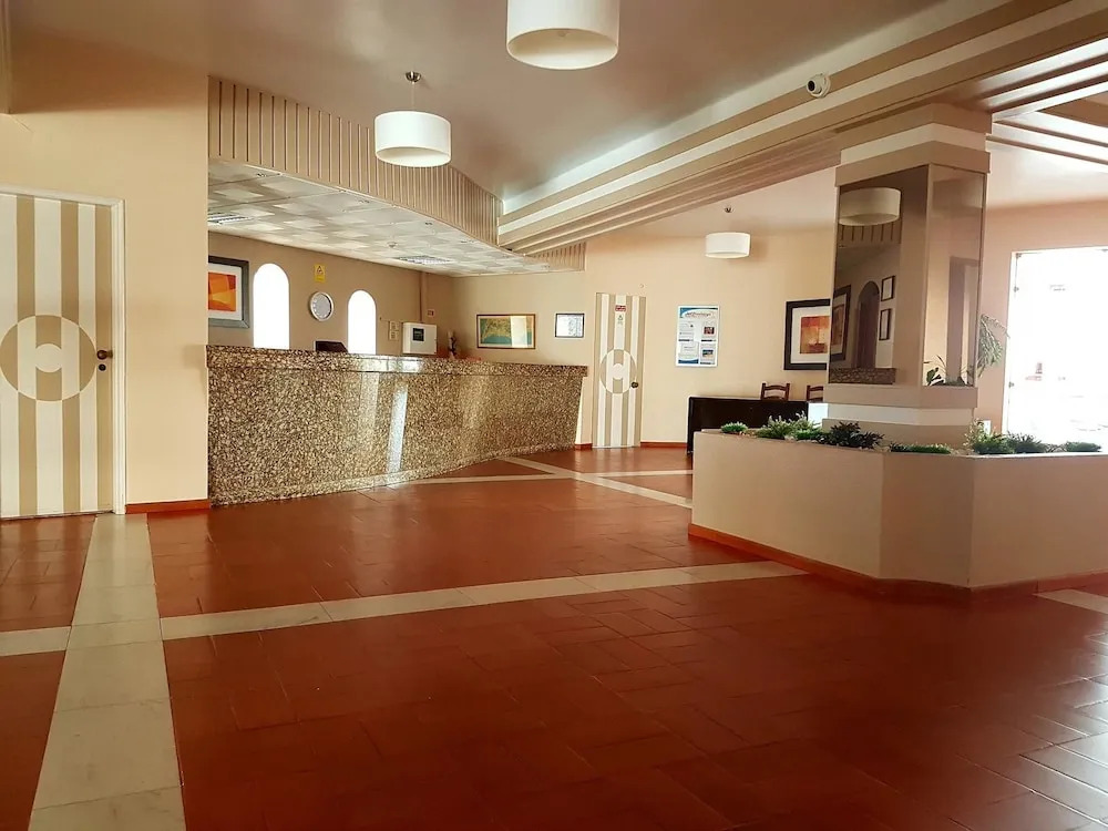 Studio in Albufeira, With Pool Access, Furnished Garden and Wifi - 2 k
