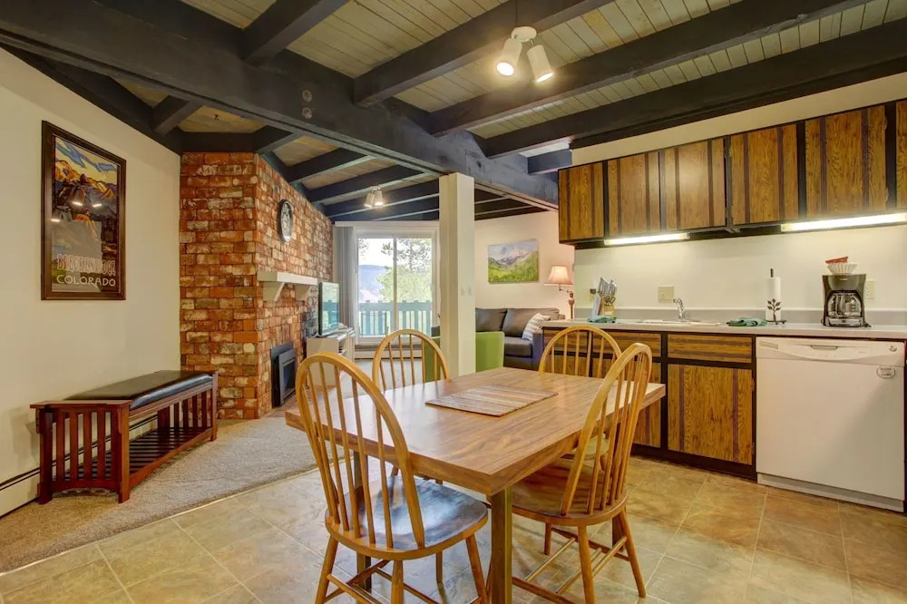 A203 Treehouse 2 Bedrooms 2 Bathrooms Condo