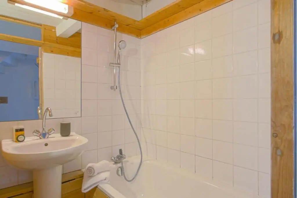 34 Notre Dame - PRETTY TRIPLEX HOUSE IN HONFLEUR-NEAR THE OLD PORT