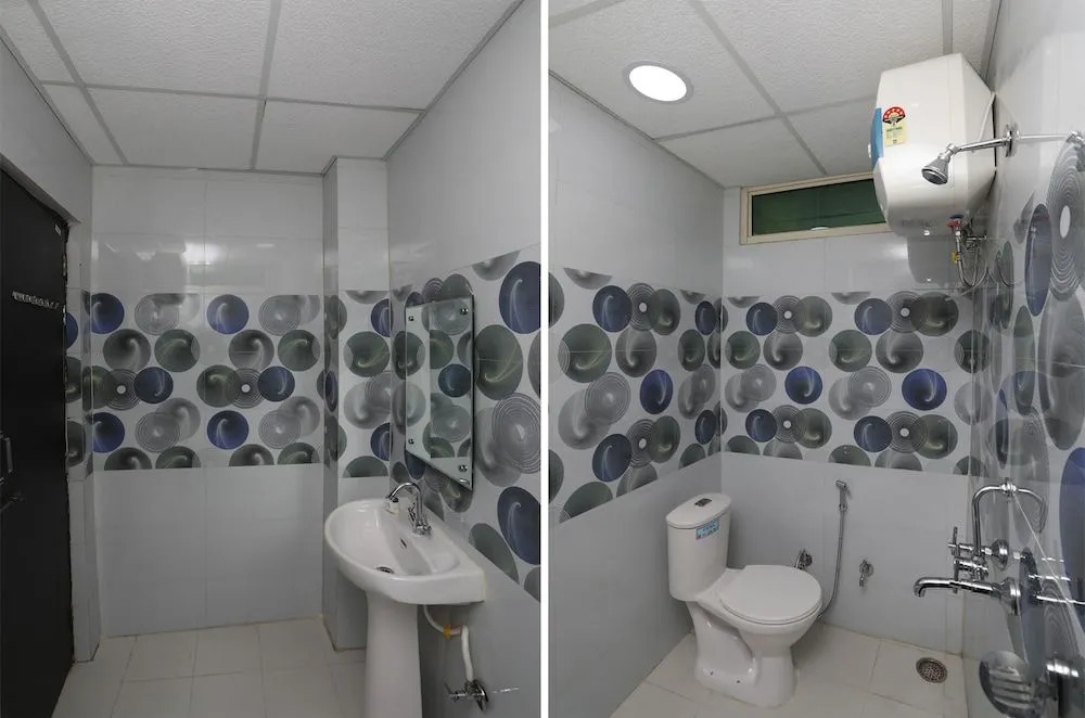 OYO 22697 Richa Grand Inn