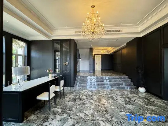 Yantai Yangma Island Seaview Castle Homestay (Huandao Road)
