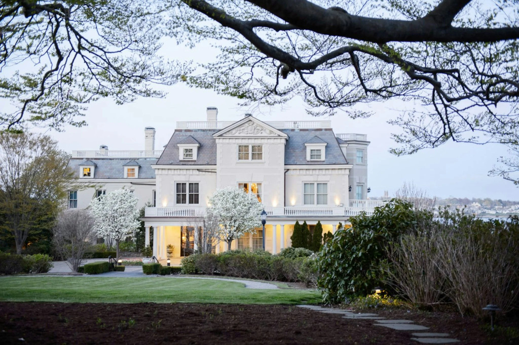 The Chanler at Cliff Walk