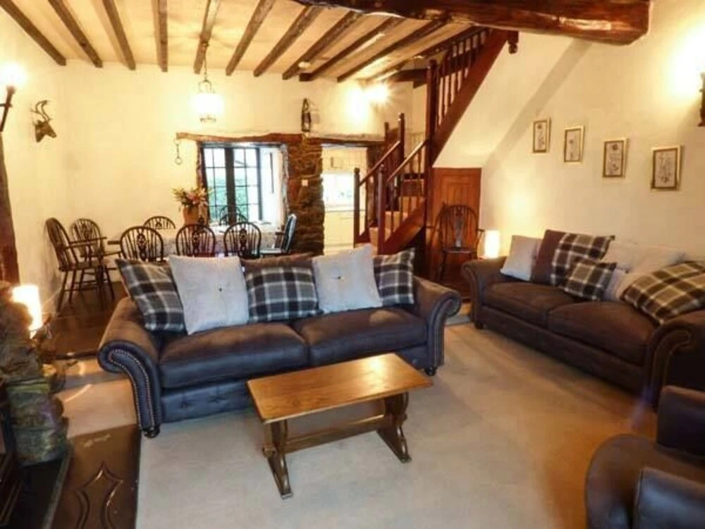 Hunting Lodge