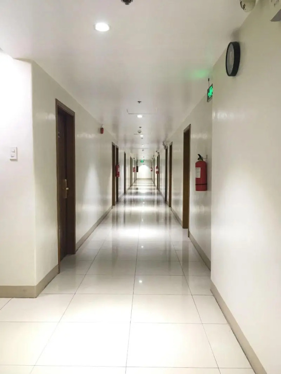 Meaco Royal Hotel - Valenzuela