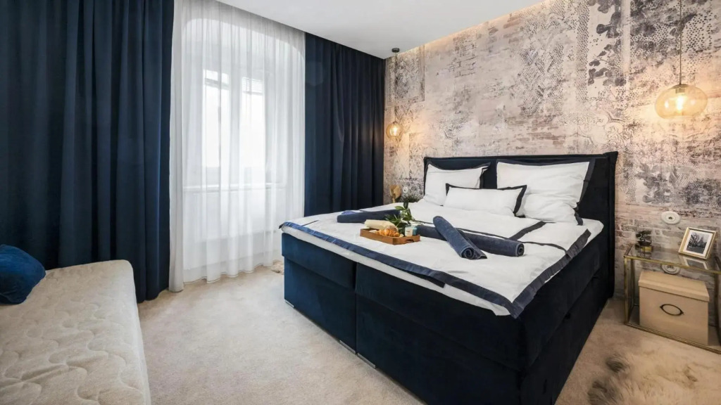 NEW Design & High Standard Apt from 16th Century in Old Town