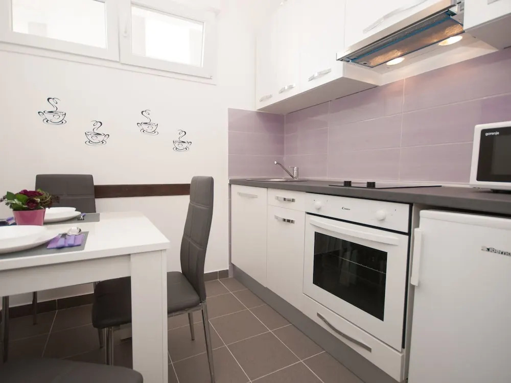 Studio apartment Tina