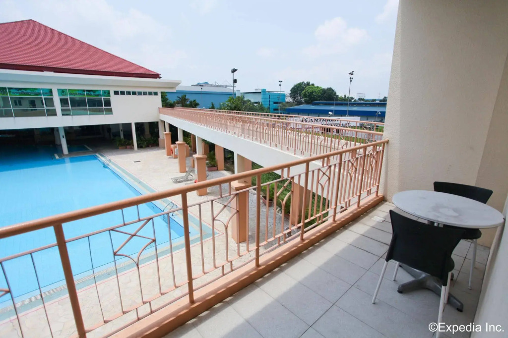 Arena Suites