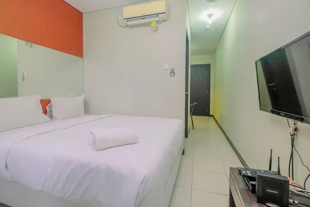 Best Price Modern Studio Apartment at Nifarro Park