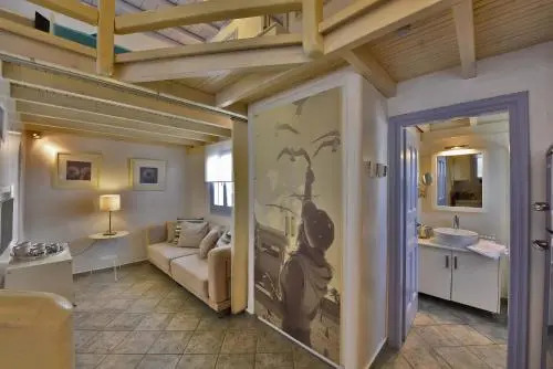 Ivi Mykonean Suites Ornos