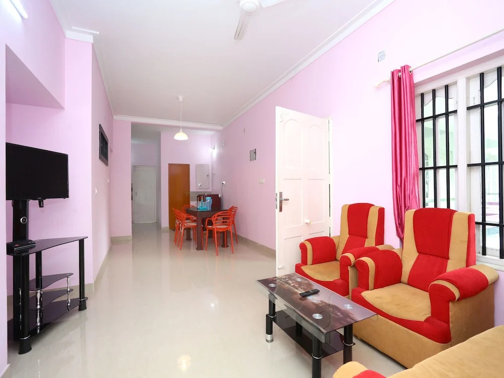 Serene Stay The Morning Dew by OYO Rooms
