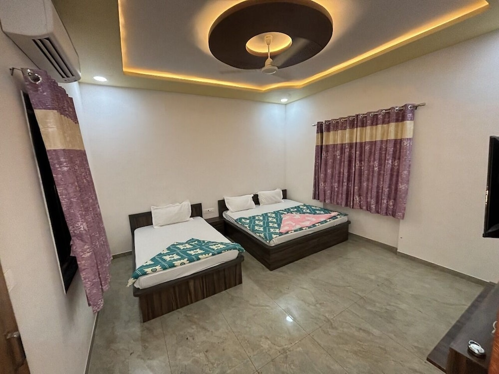 Shree Shyam Kiran Palace