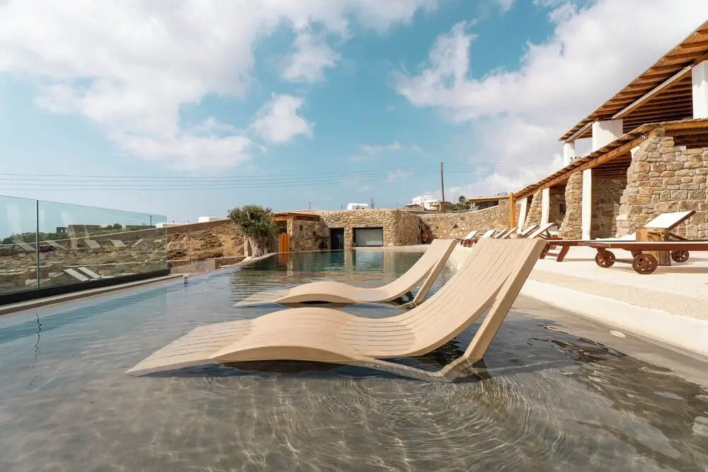 MvibesMykonos homes and studios