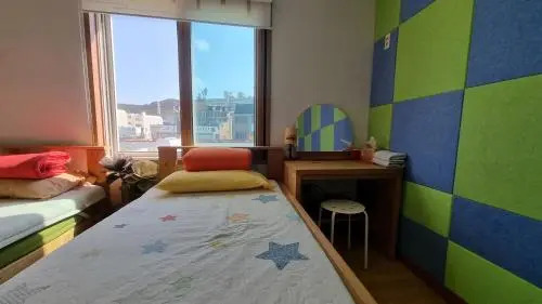 Tongyeong One Guesthouse