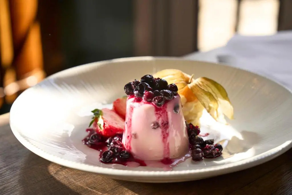 Royal Marine Hotel, by Highland Coast Hotels