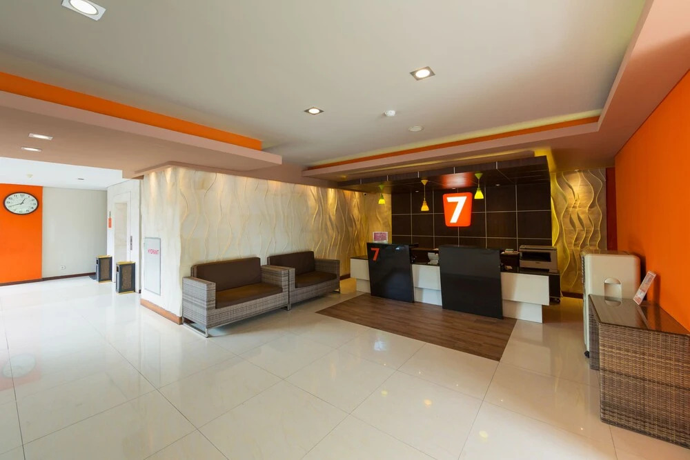 ZEN Rooms Kuta Sunset Road 2